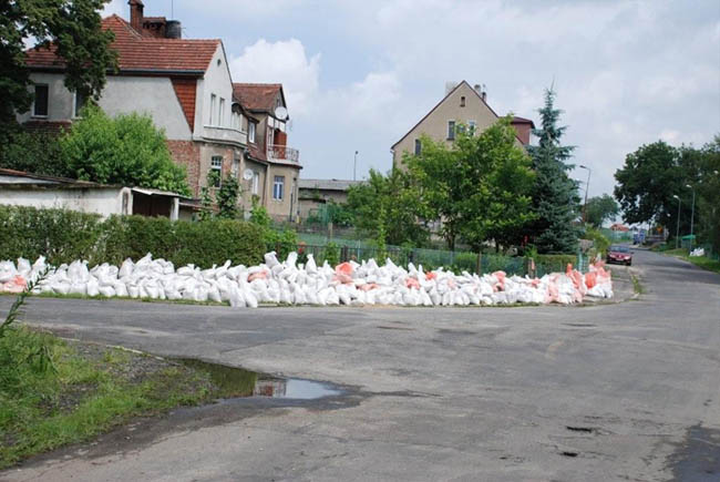 Więcej pieniędzy dla powodzian z Dolnego Śląska