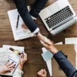 Ubezpieczenie firmy – poradnik dla przedsiębiorcy