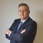 Musimy uczyć się wyrzucać śmieci