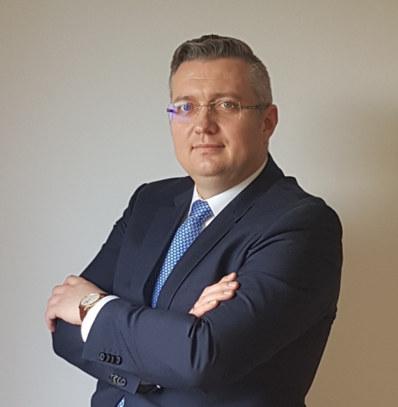 Musimy uczyć się wyrzucać śmieci