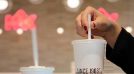 Max Premium Burgers zmniejsza zużycie plastiku w restauracjach