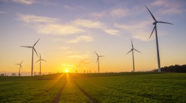 Energy Transition Outlook apeluje o nadzwyczajne działania polityczne w celu obn BIZNES, Ochrona środowiska - We wrześniu opublikowano raport towarzyszący trzeciej już edycji Energy Transition Outlook (ETO).