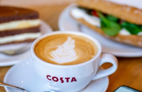 Costa Coffee podsumowuje kolejny miesiąc współpracy z Too Good To Go